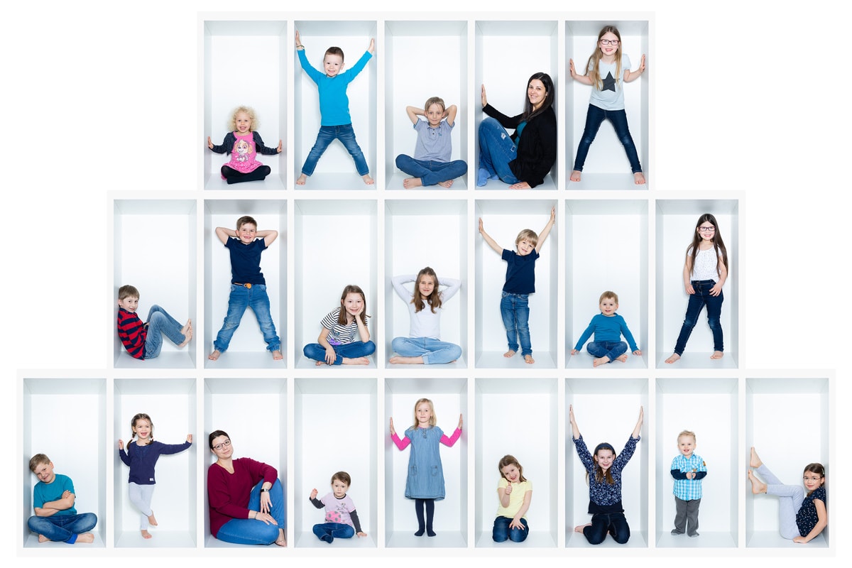 Das etwas andere Kastenfoto Gruppenfoto, Kindergartenfotografie, Schulfotografie, Kindergartenfotos, Schulfotos, Volksschule, Hort, EKIZ, Kinderfotograf, Kinderfotografie, Wien, Fotograf, Markus Grill, Kleine Foto Helden, moderne Kindergartenfotografie, Geschwisterfotos, Familienfotografie, Familienfotograf