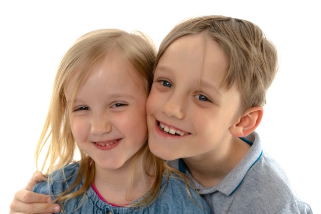 Kindergartenfotografie, Schulfotografie, Kindergartenfotos, Schulfotos, Volksschule, Hort, EKIZ, Kinderfotograf, Kinderfotografie, Wien, Fotograf, Markus Grill, Kleine Foto Helden, moderne Kindergartenfotografie, Geschwisterfotos, Familienfotografie, Familienfotograf