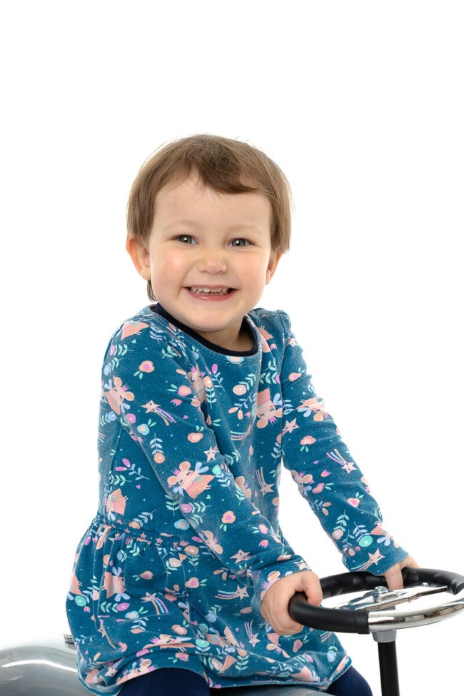 Kindergartenfotografie, Schulfotografie, Kindergartenfotos, Schulfotos, Volksschule, Hort, EKIZ, Kinderfotograf, Kinderfotografie, Wien, Fotograf, Markus Grill, Kleine Foto Helden, moderne Kindergartenfotografie, Geschwisterfotos, Familienfotografie, Familienfotograf